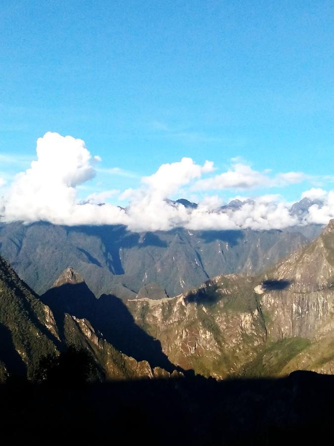 Llactapata Overlooking Machu Picchu - - Restaurant Lodge