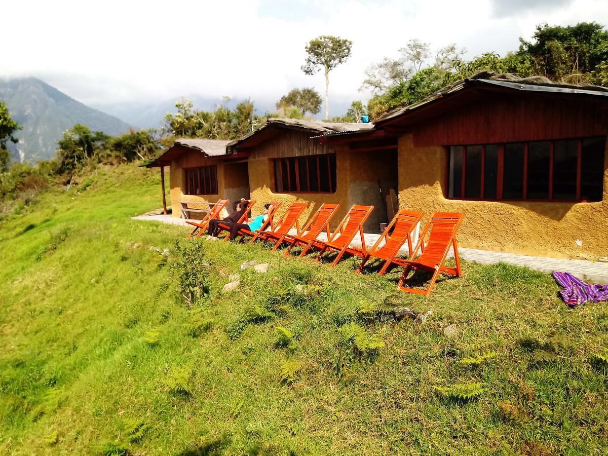 Llactapata Overlooking Machu Picchu - - Restaurant Lodge *